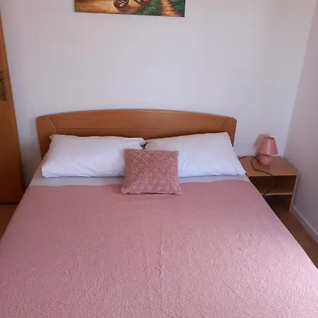Krpeta Apartment Pakostane